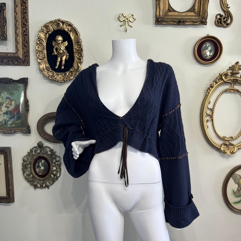 LaROK Navy Blue Cable Knit Hooded Crop Cardigan - Size L